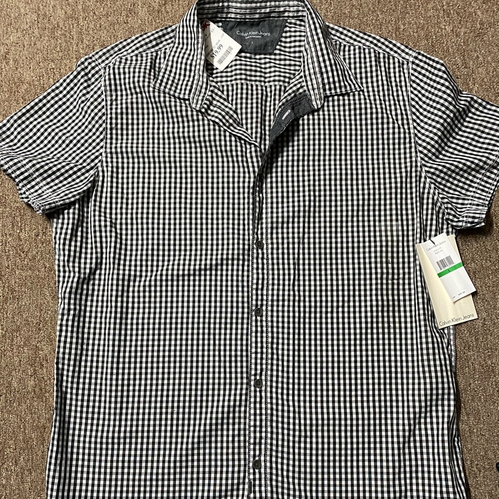 Men’s Calvin Klein short sleeve dress shirt